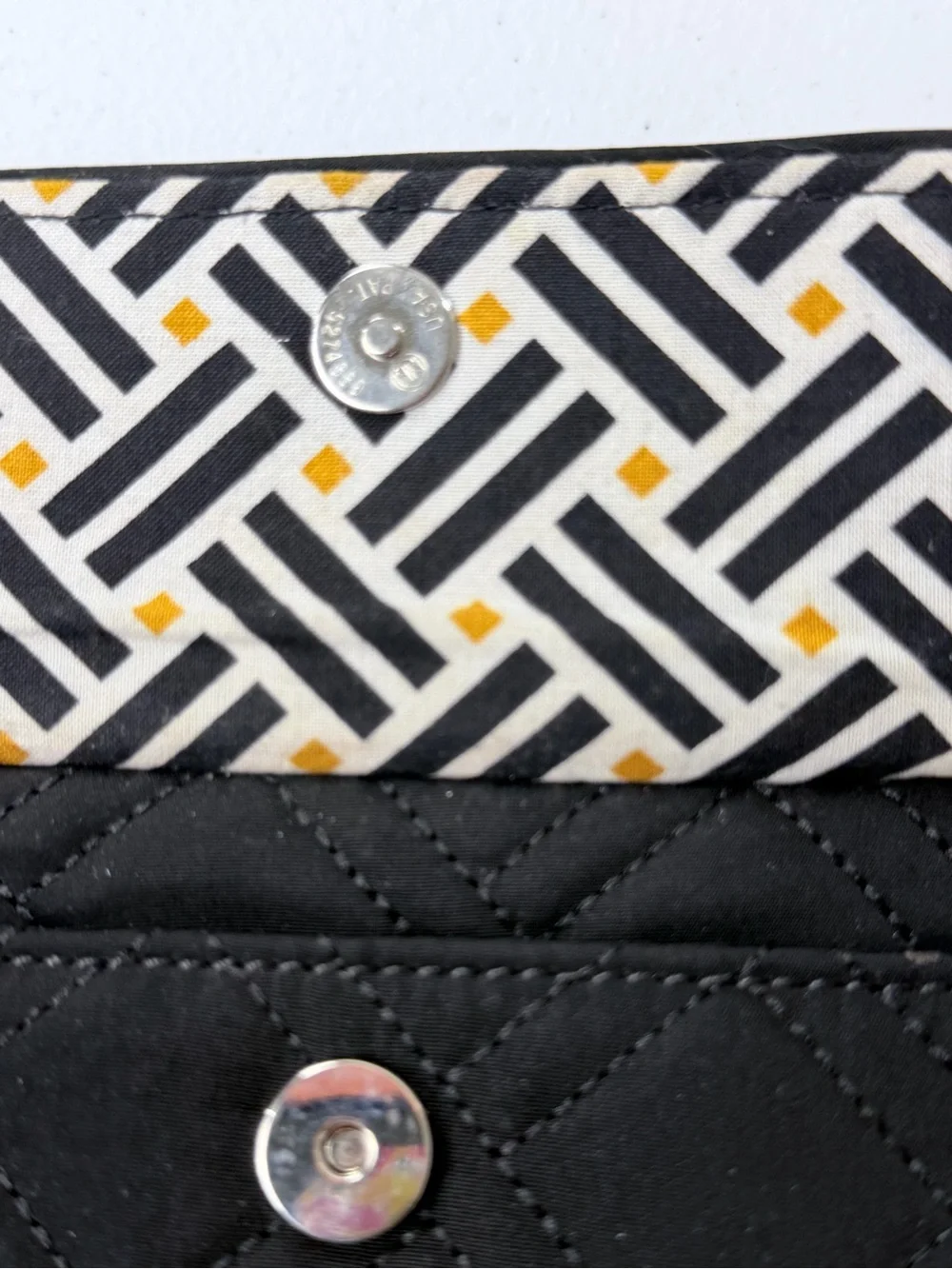 Vera Bradley RFID Black Quilted Crossbody Wallet Wristlet Convertible Purse - Picture 7 of 9